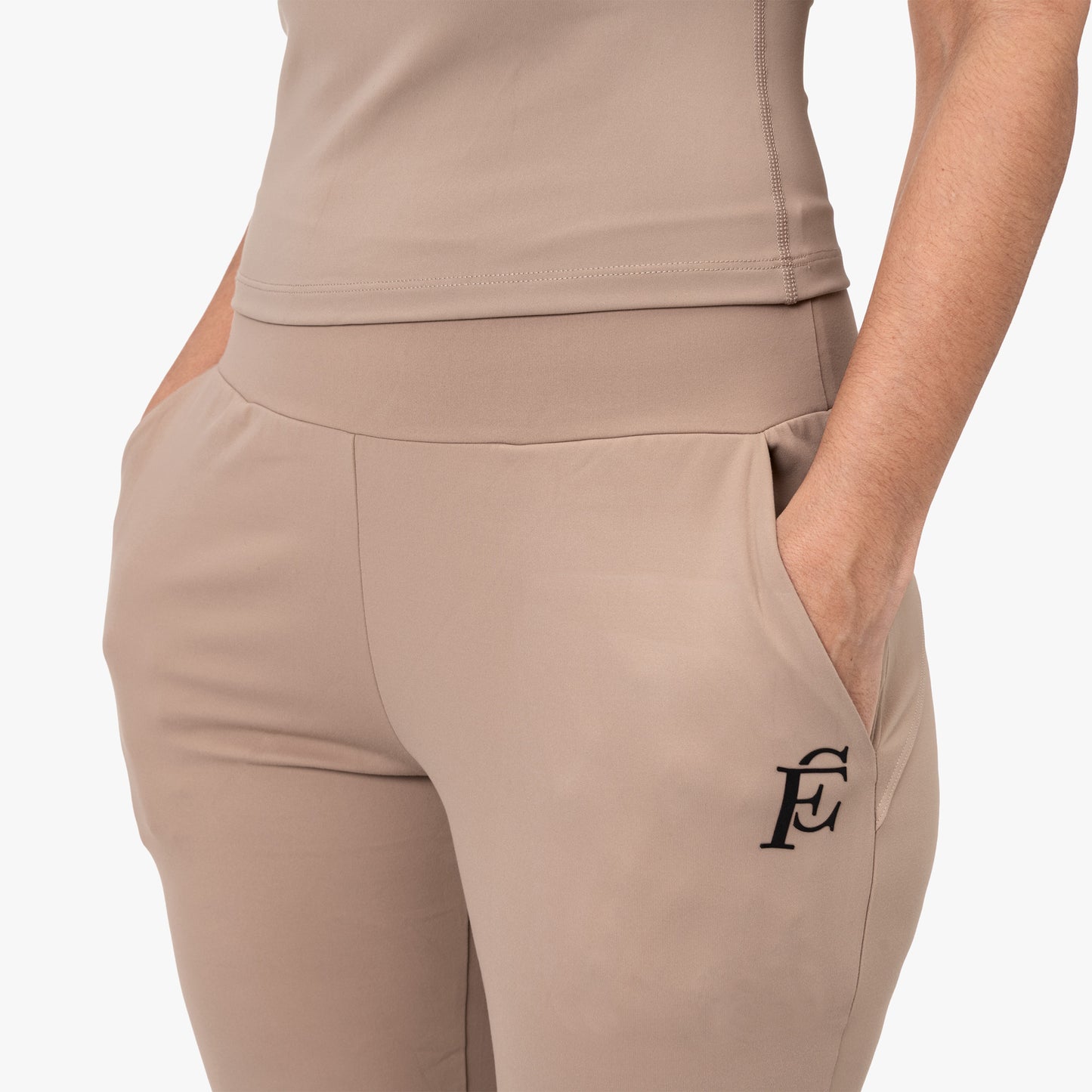 High-Waist Jogger Yoga Set – 2-teilig